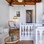 Avra - Island Living In *