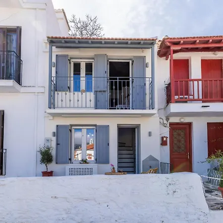 Avra - Island Living In *