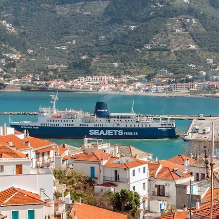 Avra - Island Living In *