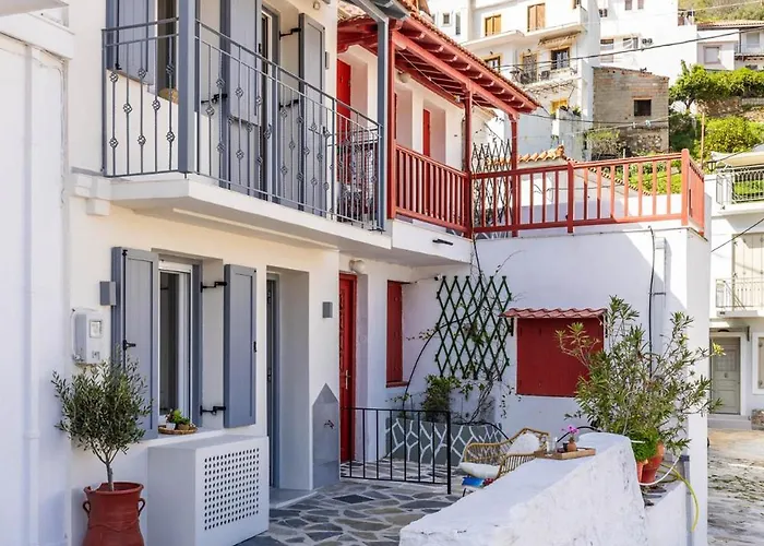 Avra - Island Living In Nyaraló