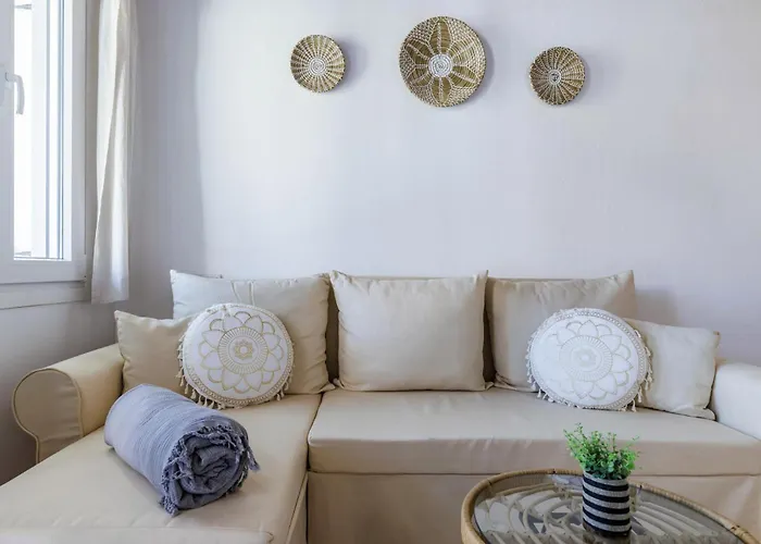 Avra - Island Living In Nyaraló