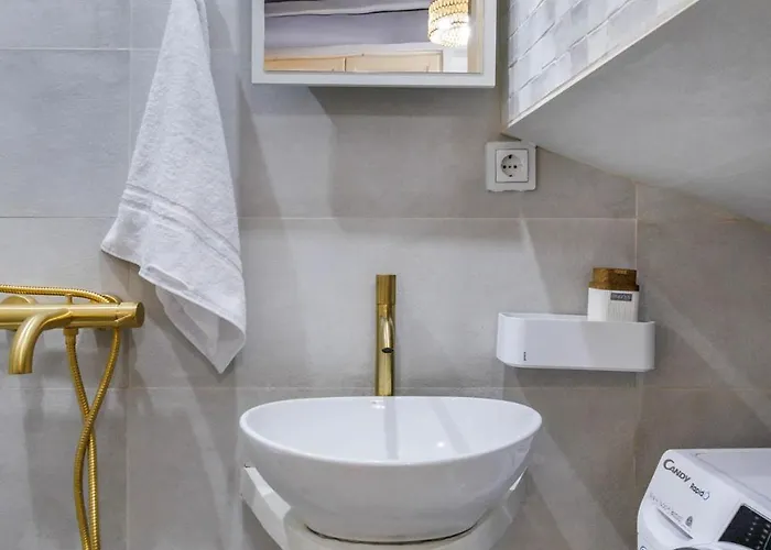 Nyaraló Avra - Island Living In *